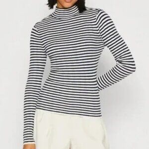 Abercrombie & Fitch Navy and White Slim Rib Turtleneck Sweater - XL - Like New